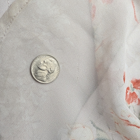 Baltic Born "Giselle" Light Grey Floral Long Sleeve Chiffon Dress With Slit - Picture 9 of 10